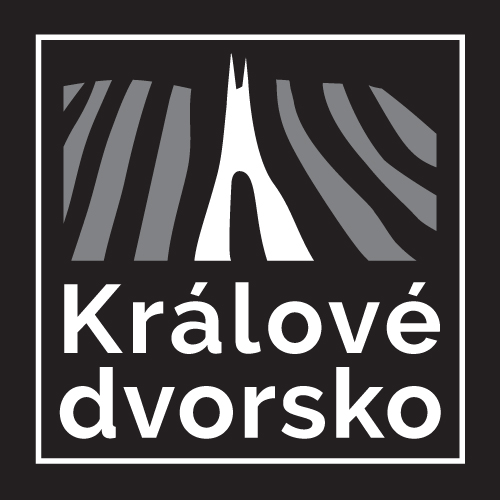 Logo KD cerny podklad bile pismo - ctverec